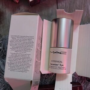 MAC Cosmetics Hyper Real Serumizer Eye Primer